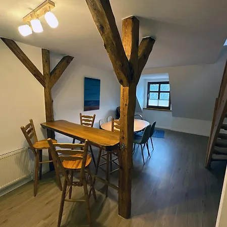 Lassen Hof 02 Eichhoernchenkobel Apartment