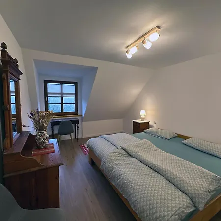 Lassen Hof 02 Eichhoernchenkobel Apartment Brodersby-Goltoft